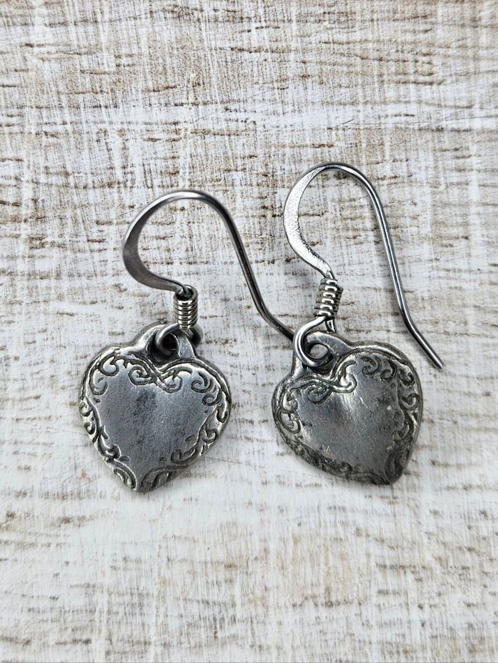 Danforth Pewter Florentine Heart Vintage 1997 Earrings Dangle EUC